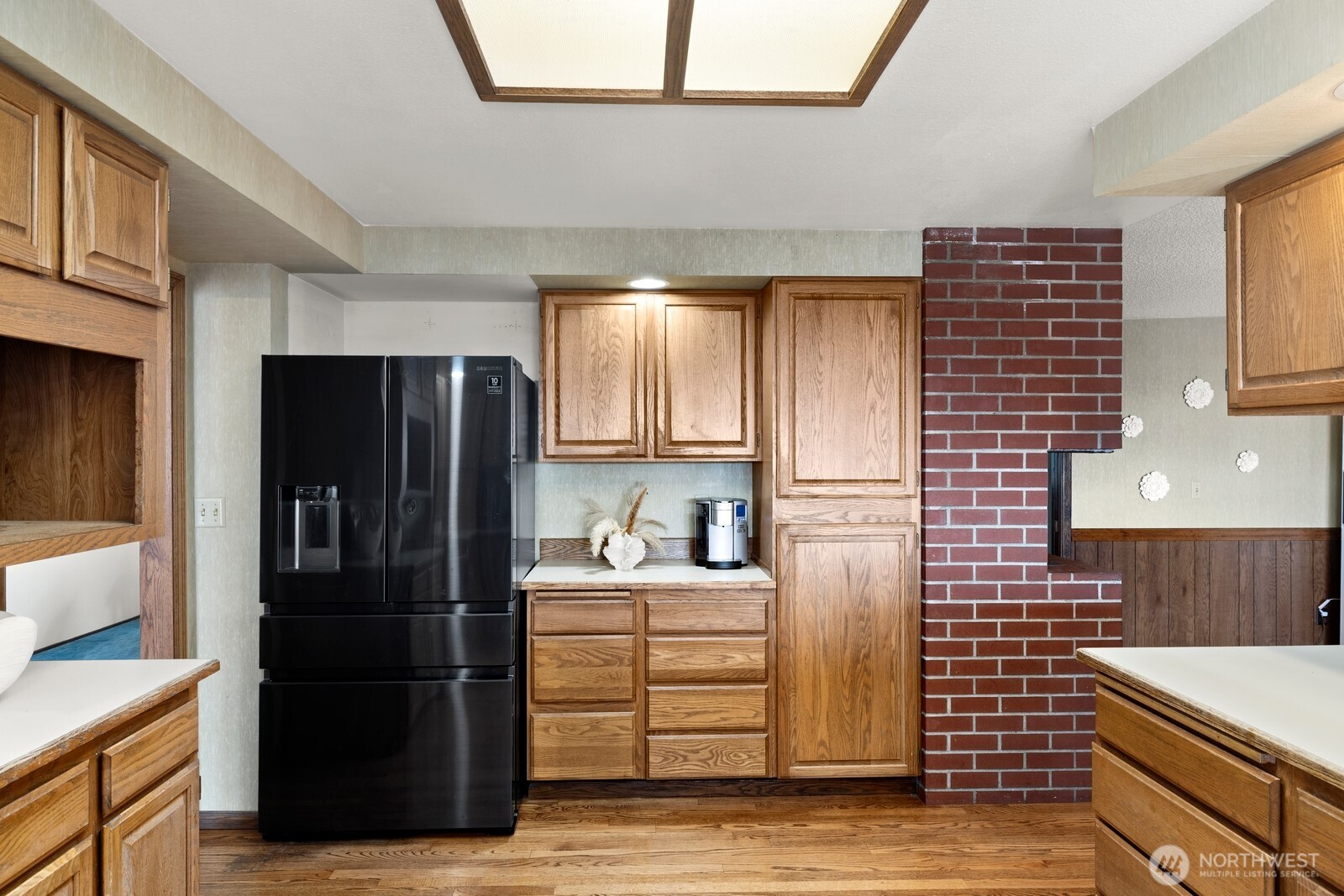 1656 S Geiger Street , Tacoma, WA 98465-1510