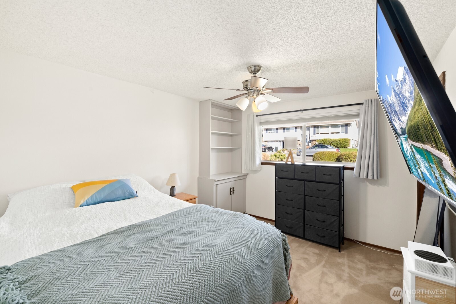 1656 S Geiger Street , Tacoma, WA 98465-1510