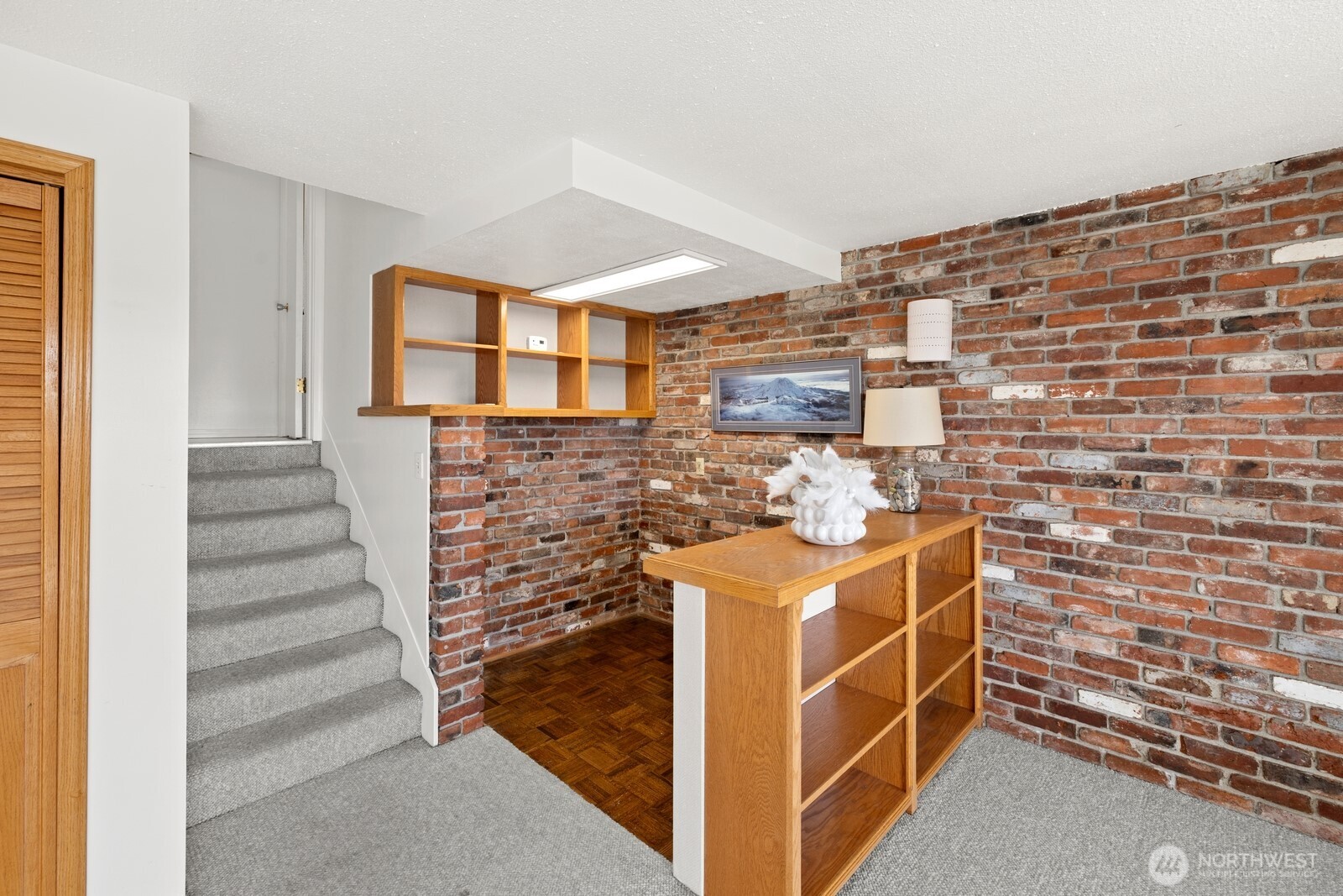 1656 S Geiger Street , Tacoma, WA 98465-1510