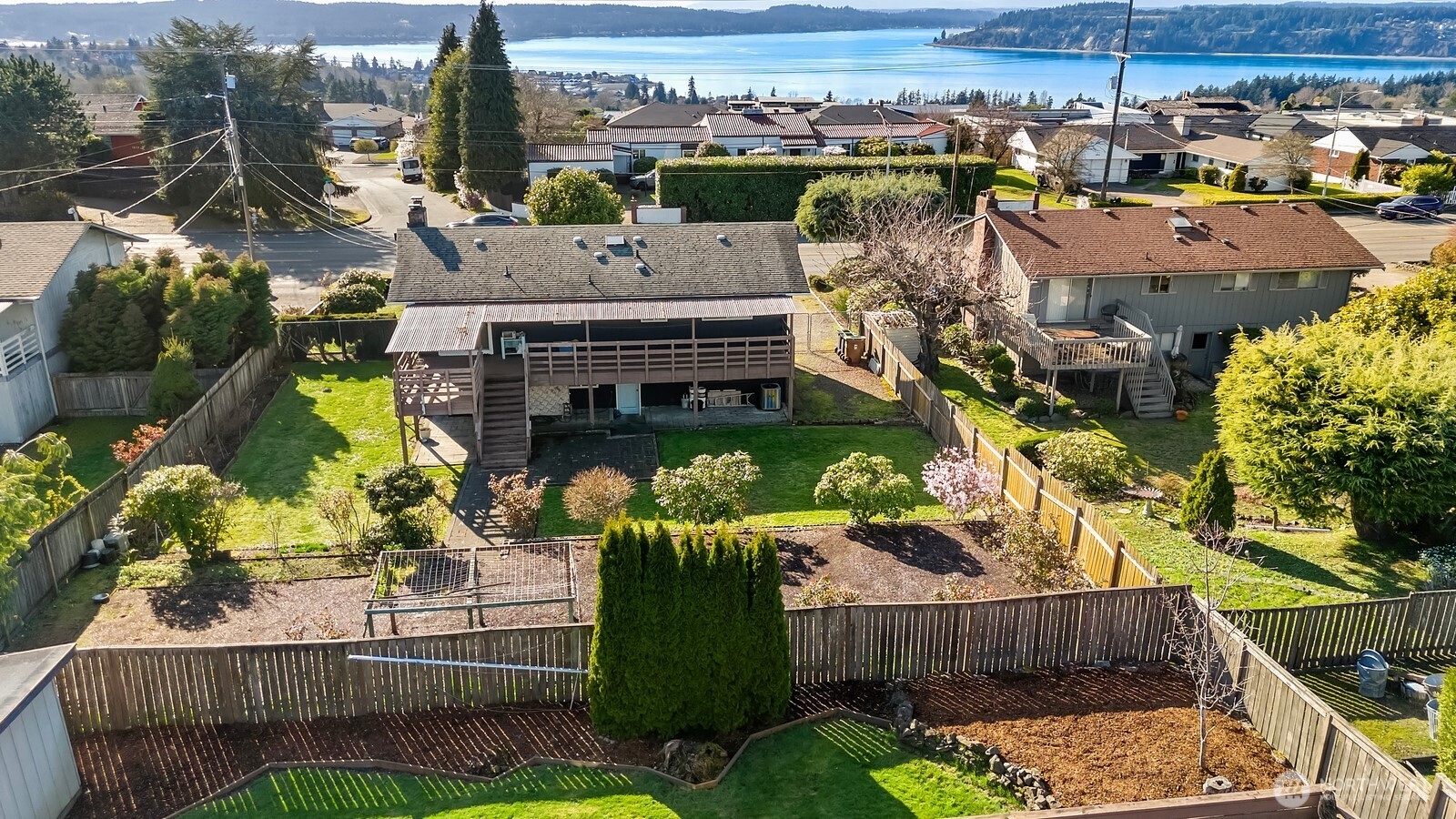 1656 S Geiger Street , Tacoma, WA 98465-1510