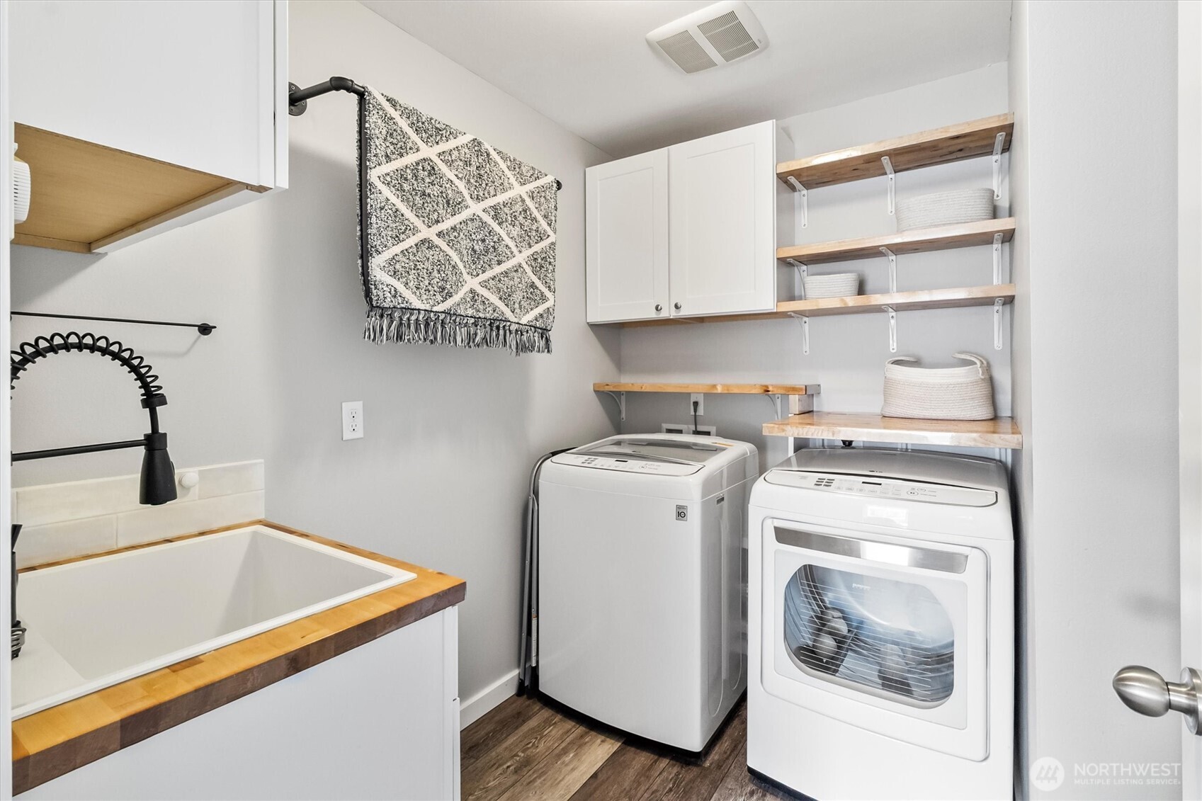 5515 Timber Ridge Drive , Mount Vernon, WA 98273