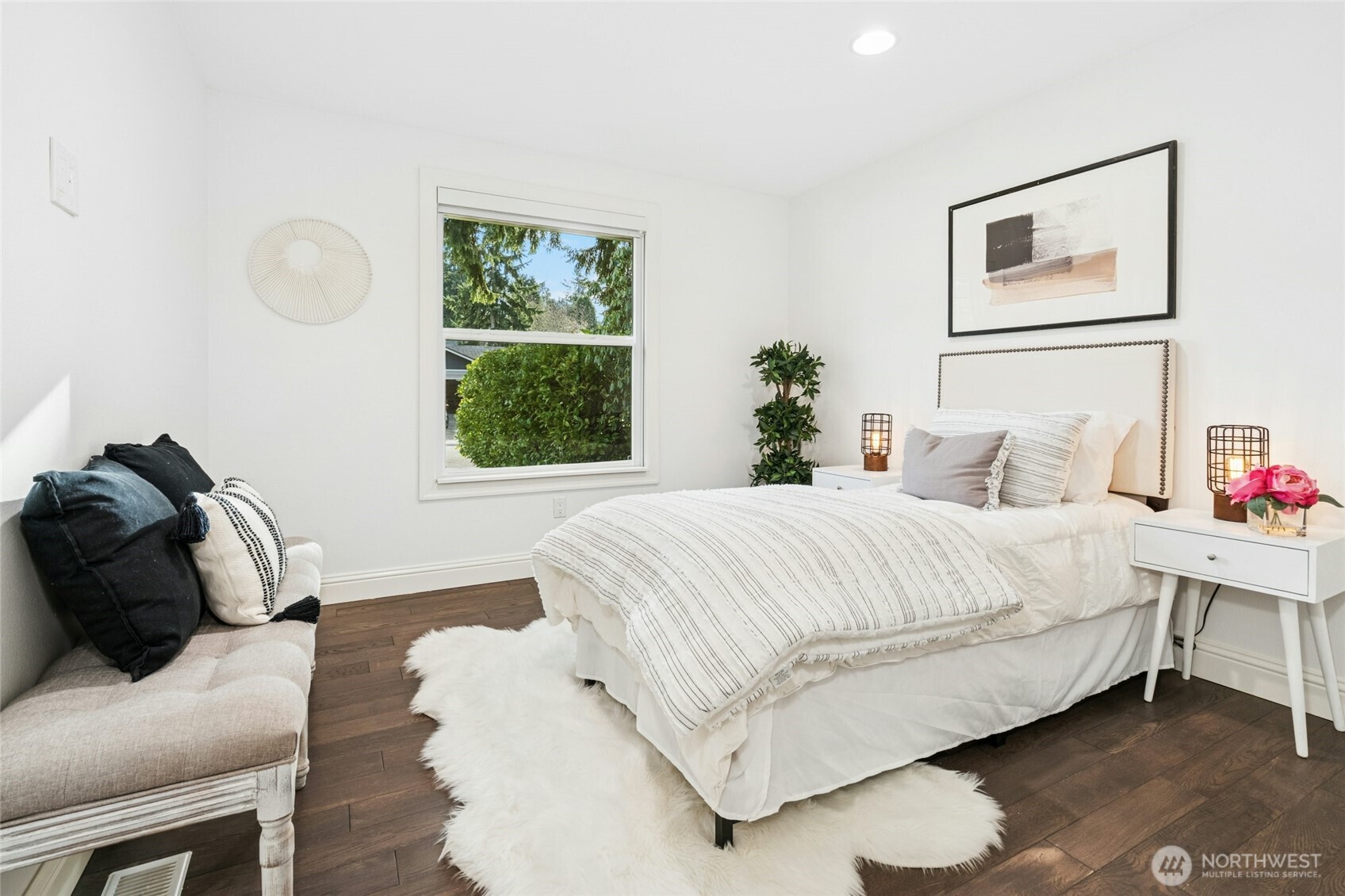 13416 NE 70th Street , Redmond, WA 98052