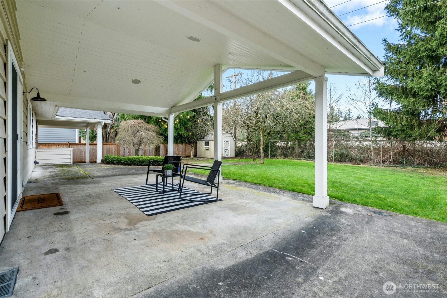 13416 NE 70th Street , Redmond, WA 98052