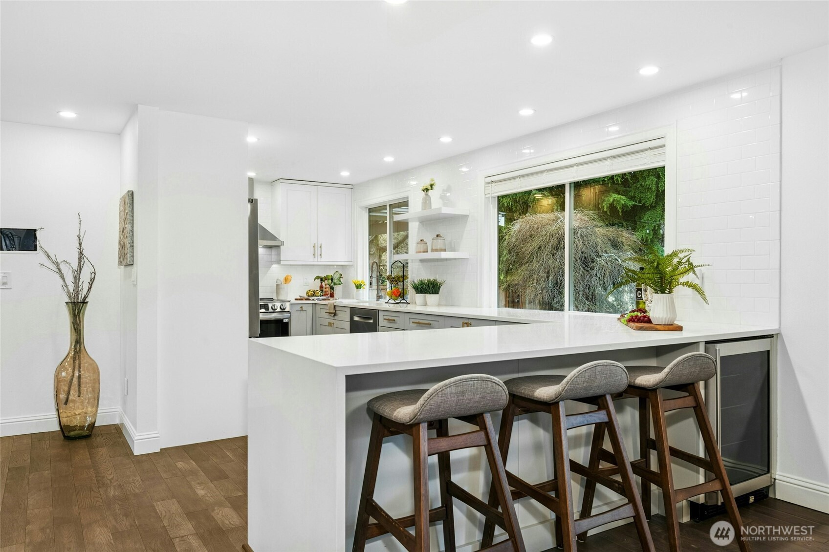 13416 NE 70th Street , Redmond, WA 98052