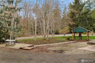 170 E Lakeshore Drive E, Shelton, WA 98524 - Photo 16