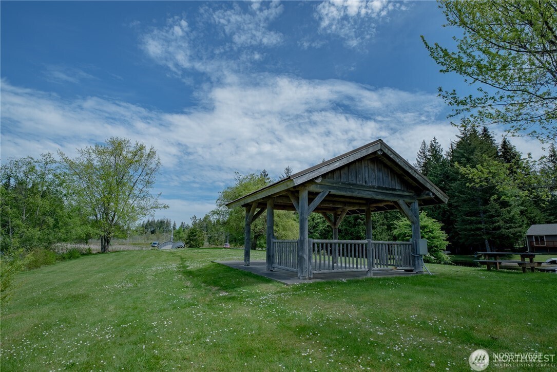 170 E Lakeshore Drive E, Shelton, WA 98524