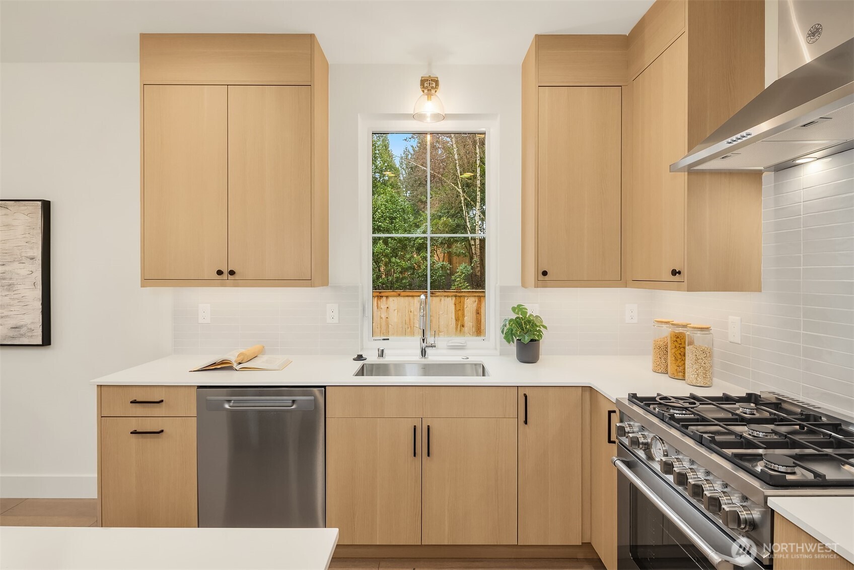 337 18th Avenue , Kirkland, WA 98033