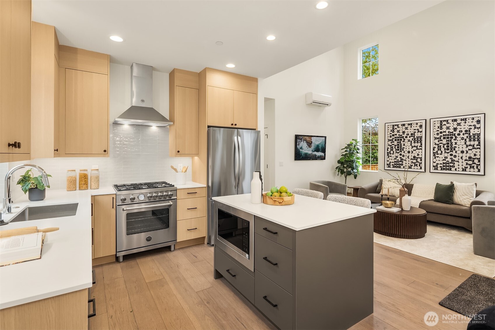 337 18th Avenue , Kirkland, WA 98033