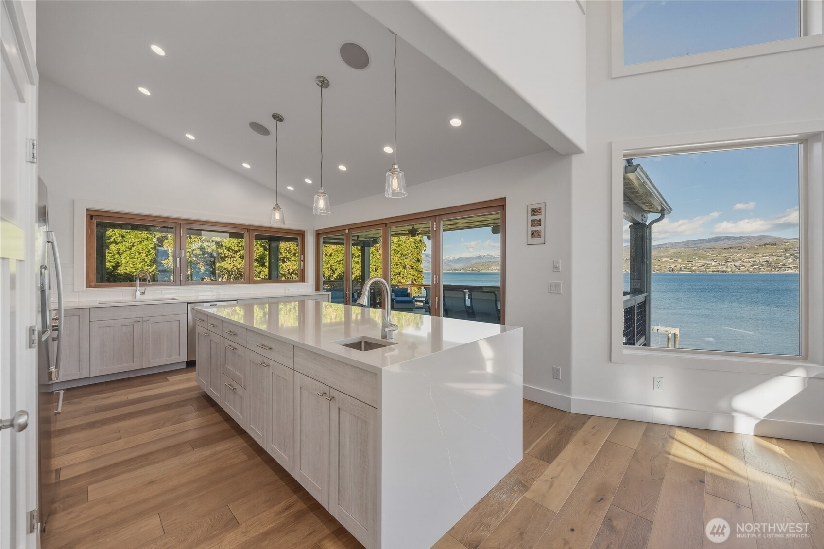 21 Grace Lane , Chelan, WA 98816