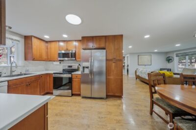 14219 SE 259th Place , Kent, WA 98042 - Photo 15