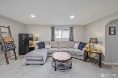 14219 SE 259th Place , Kent, WA 98042 - Photo 17
