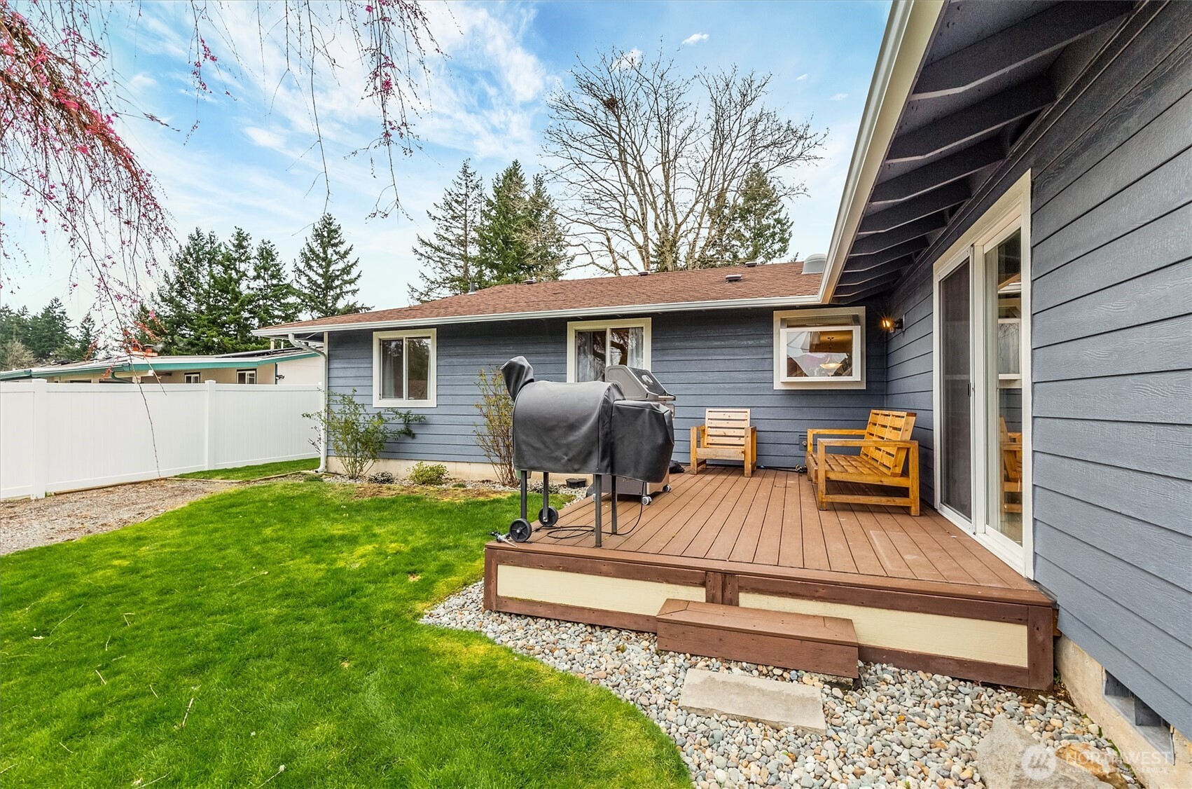 14219 SE 259th Place , Kent, WA 98042