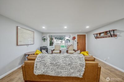 14219 SE 259th Place , Kent, WA 98042 - Photo 5