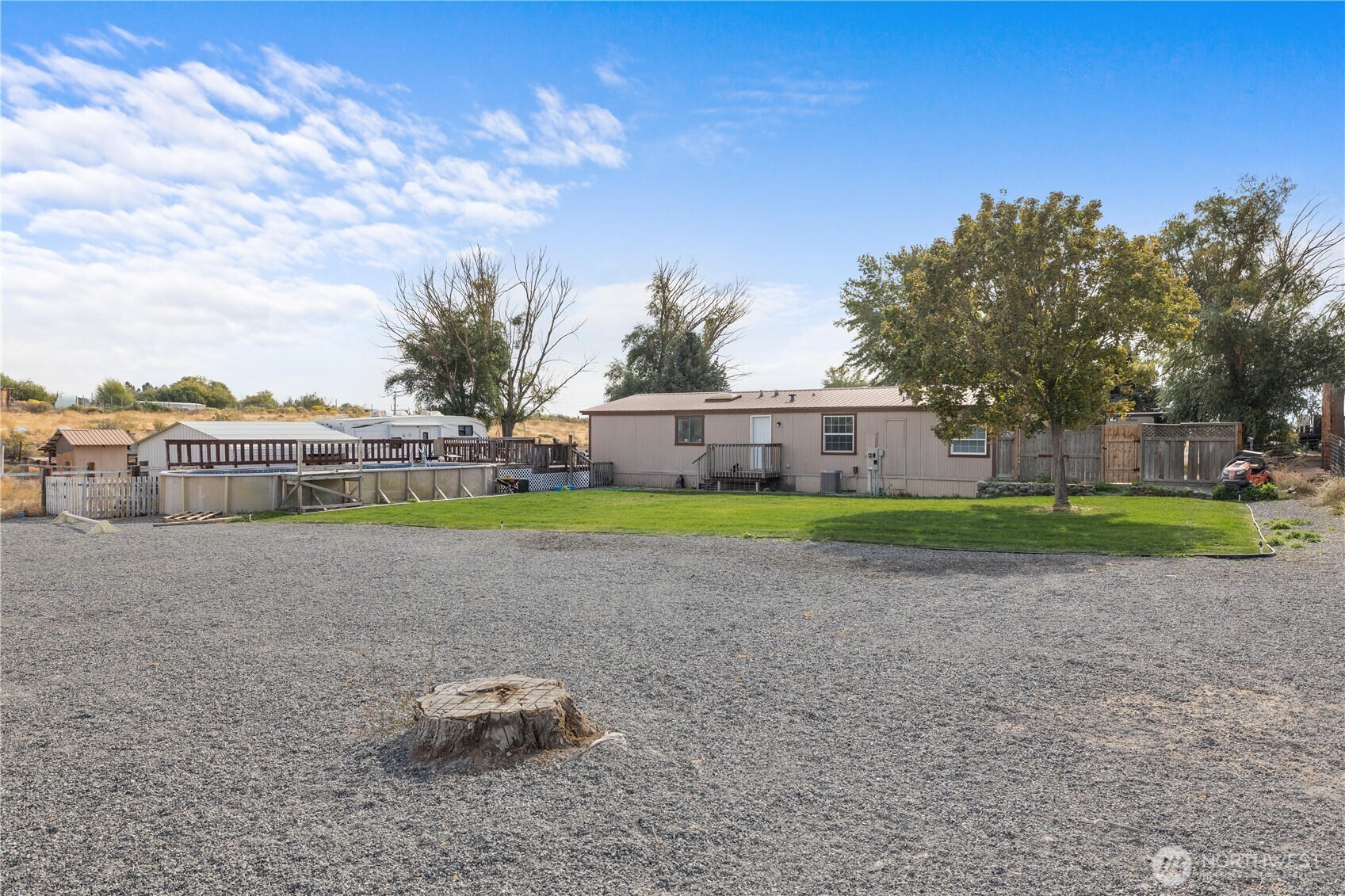 20842 Rd 24.7 SW, Mattawa, WA 99349