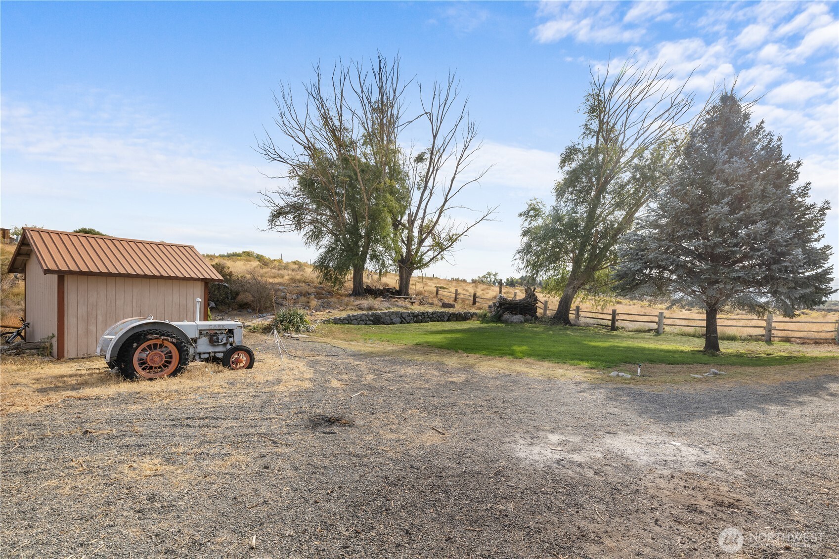 20842 Rd 24.7 SW, Mattawa, WA 99349