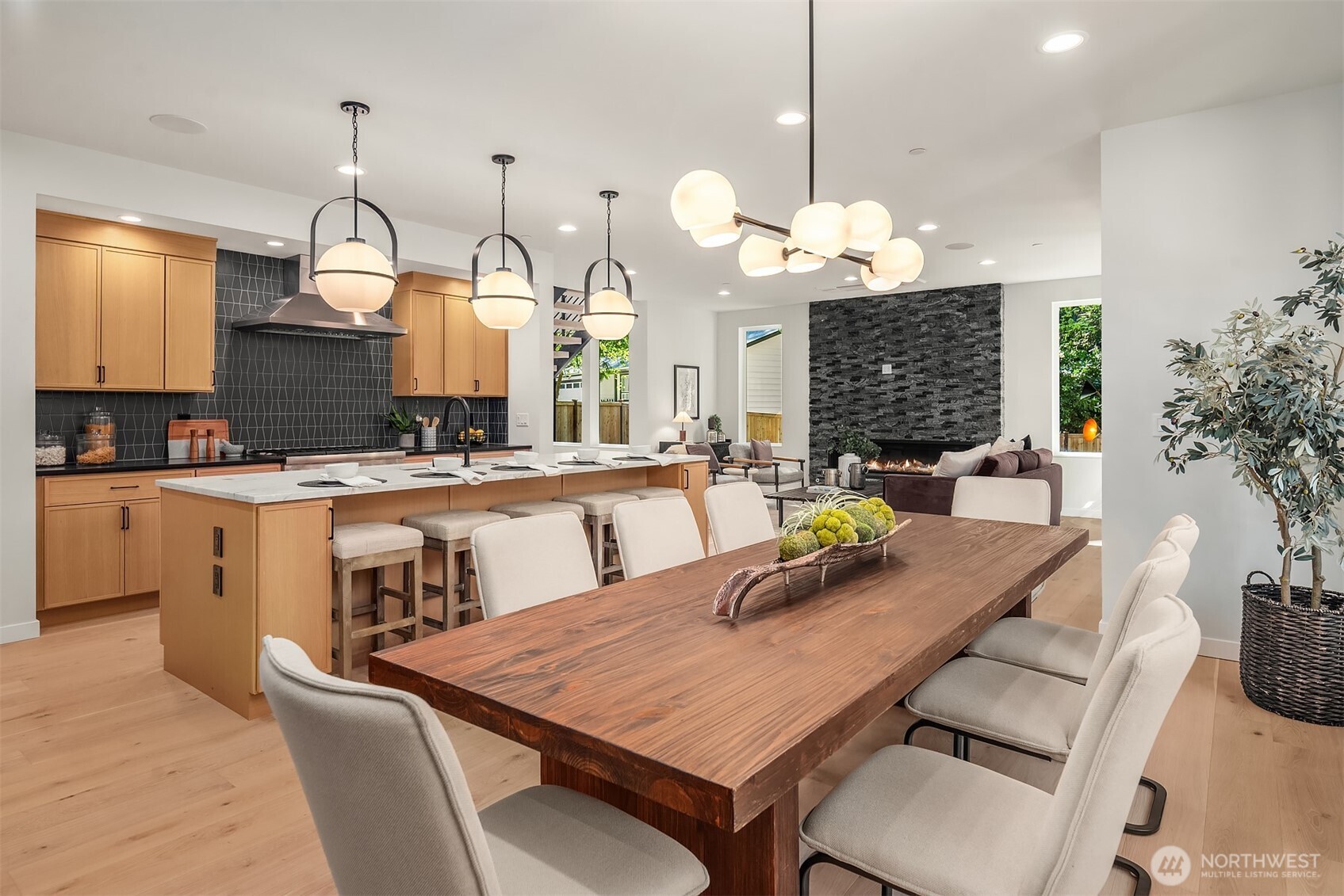 13321 108th Avenue NE #A, Kirkland, WA 98034