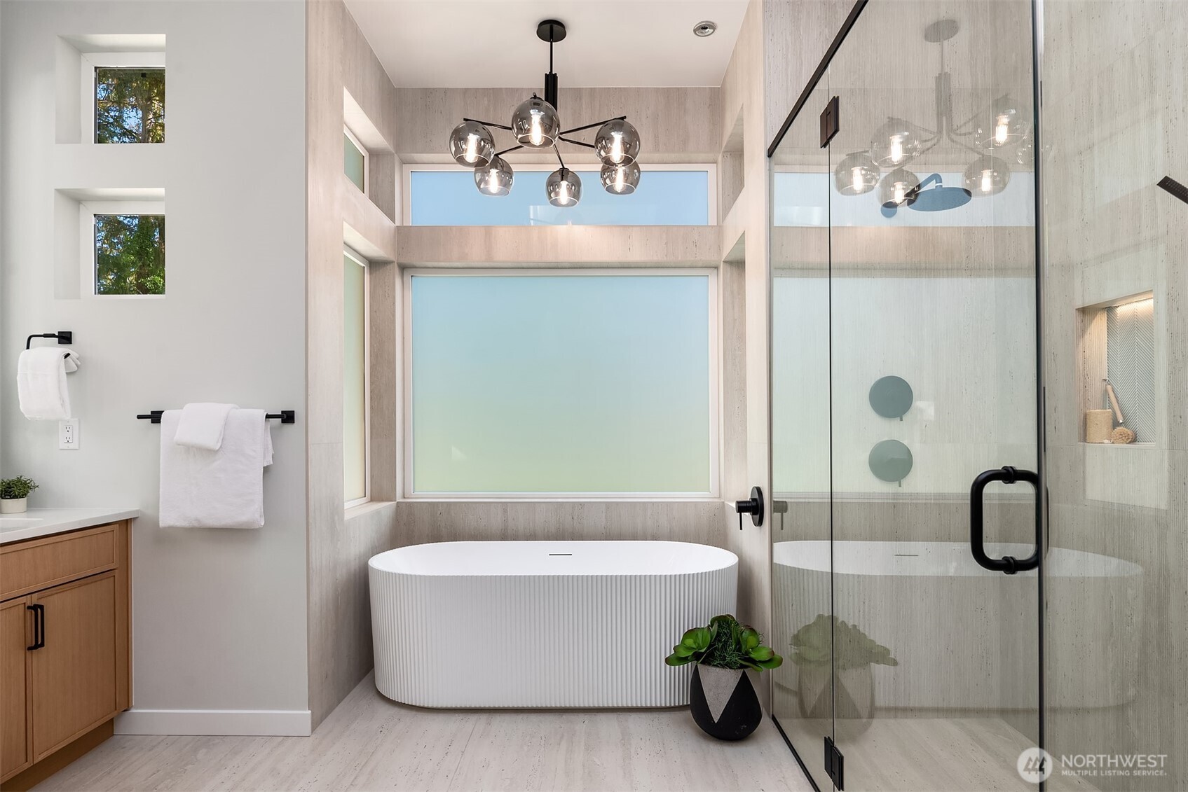 13321 108th Avenue NE #A, Kirkland, WA 98034