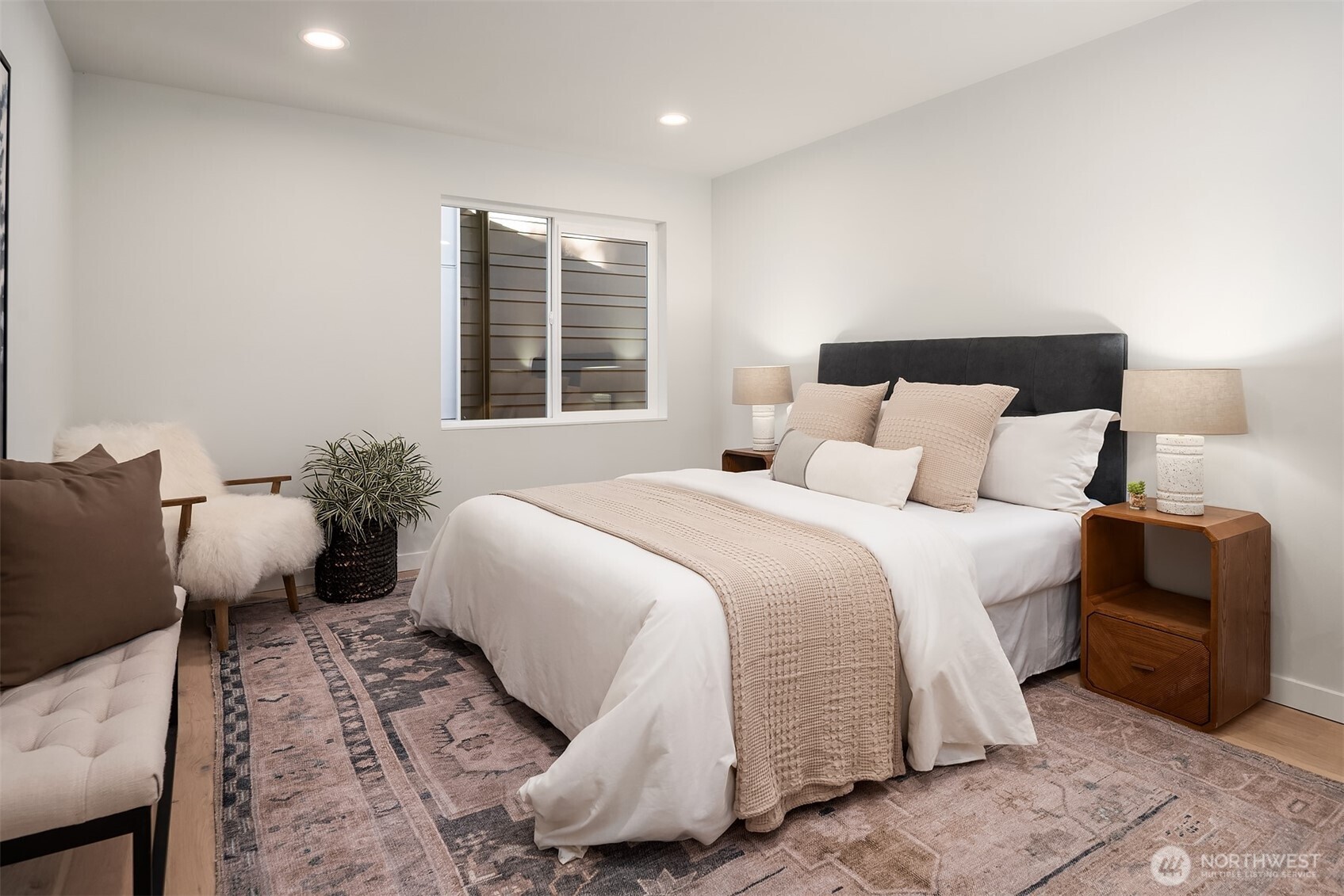 13321 108th Avenue NE #A, Kirkland, WA 98034