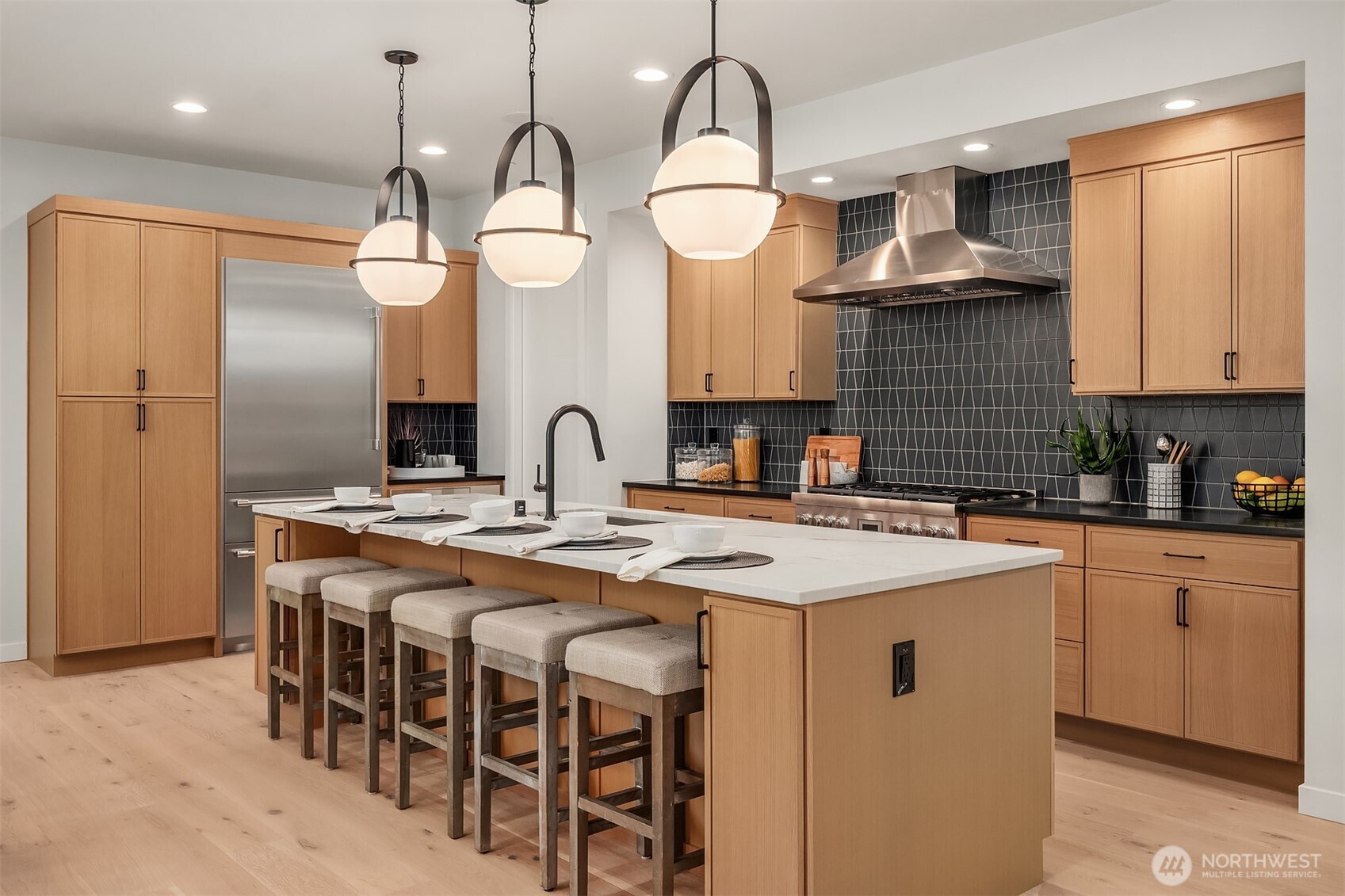 13321 108th Avenue NE #A, Kirkland, WA 98034