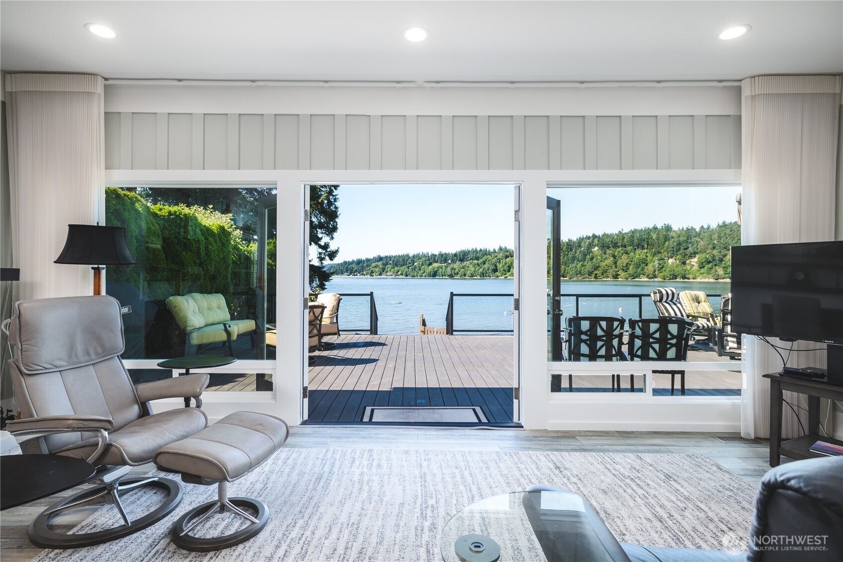 13532 Slice Street , Anacortes, WA 98221