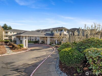 2244 132nd Avenue SE #B214, Bellevue, WA 98005 - Photo 2