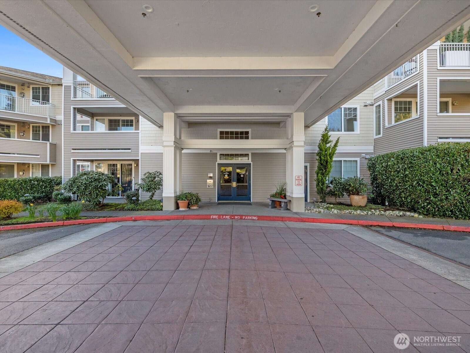 2244 132nd Avenue SE #B214, Bellevue, WA 98005