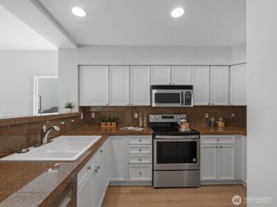 2244 132nd Avenue SE #B214, Bellevue, WA 98005 - Photo 10
