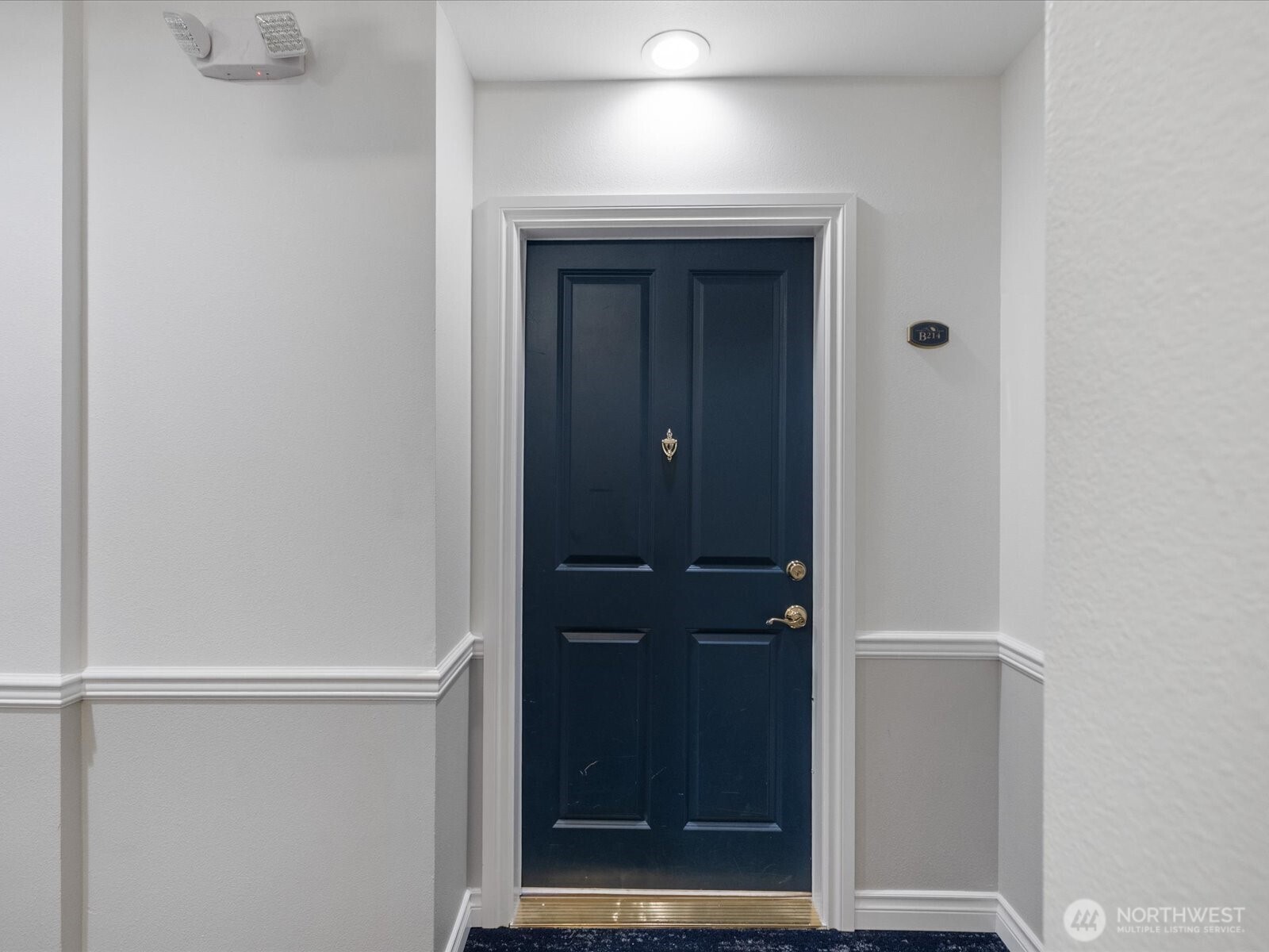 2244 132nd Avenue SE #B214, Bellevue, WA 98005