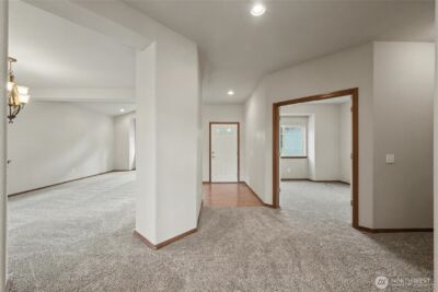 7618 137th Avenue SE, Snohomish, WA 98290 - Photo 8