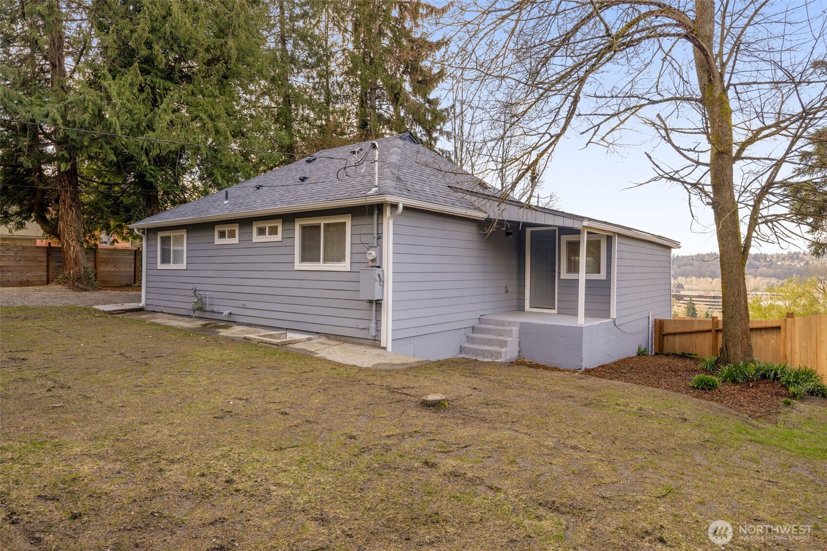 12041 S 56th Place , Seattle, WA 98178