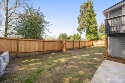 12041 S 56th Place , Seattle, WA 98178 - Photo 25