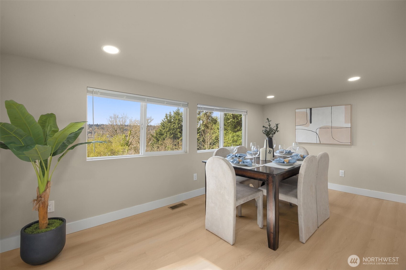 12041 S 56th Place , Seattle, WA 98178