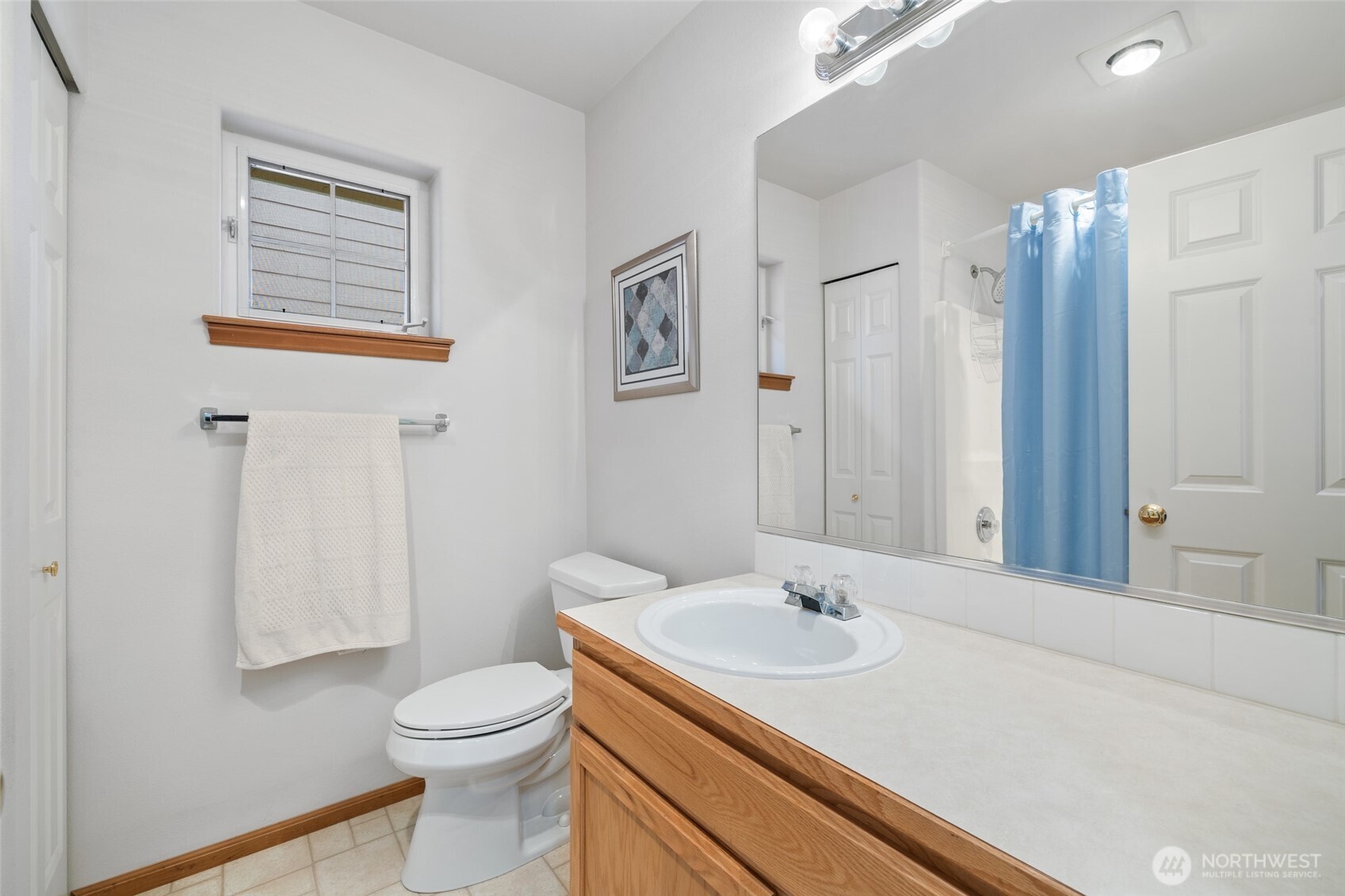 10701 NE Kingston Meadows Circle , Kingston, WA 98346