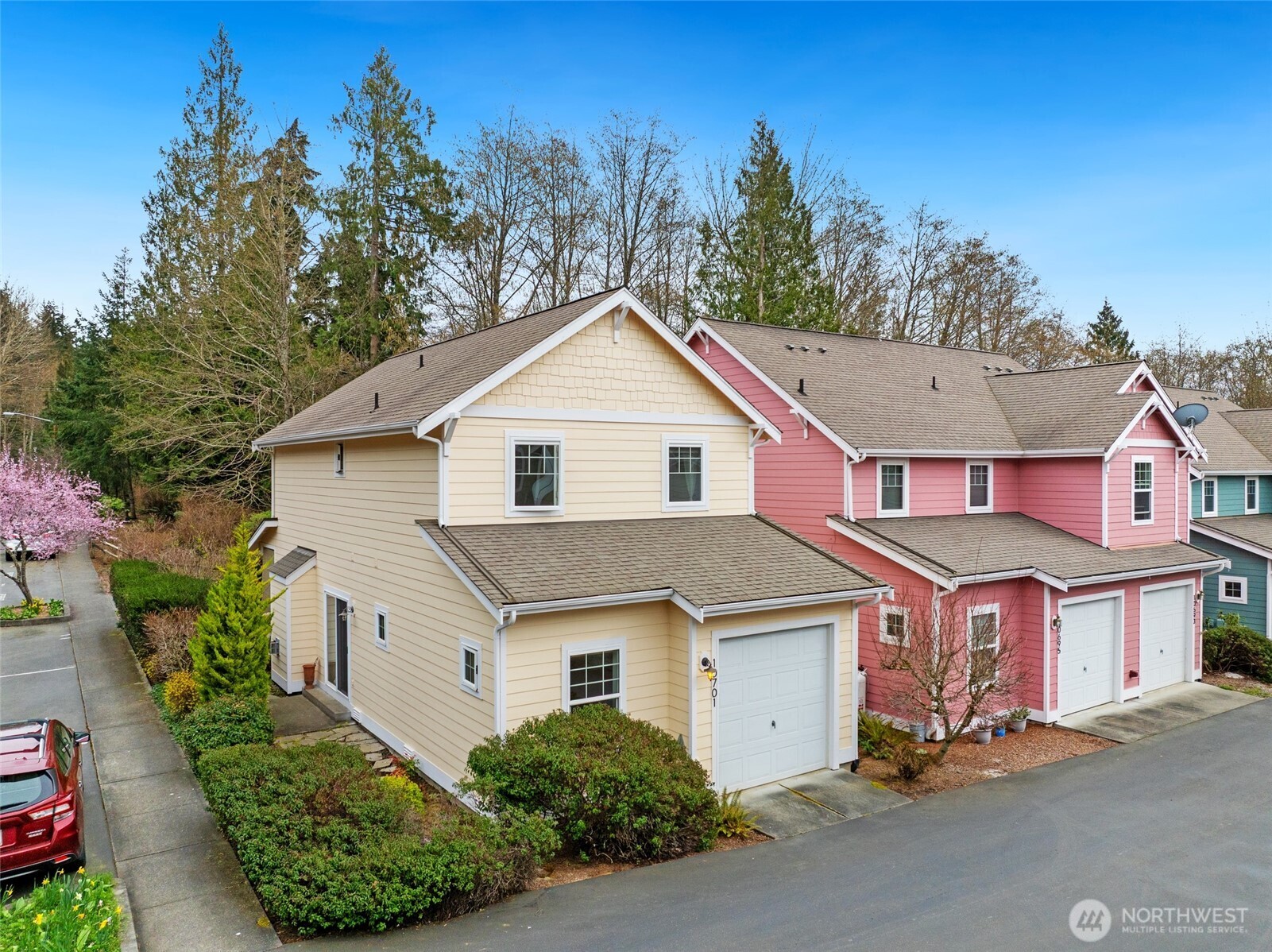 10701 NE Kingston Meadows Circle , Kingston, WA 98346