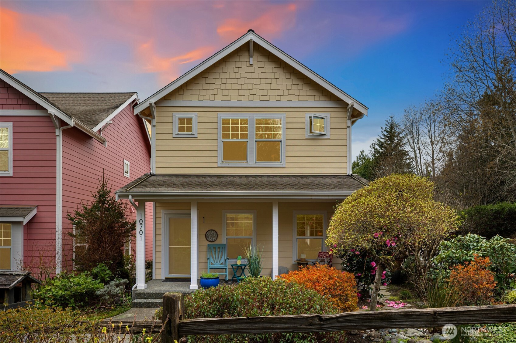 10701 NE Kingston Meadows Circle , Kingston, WA 98346