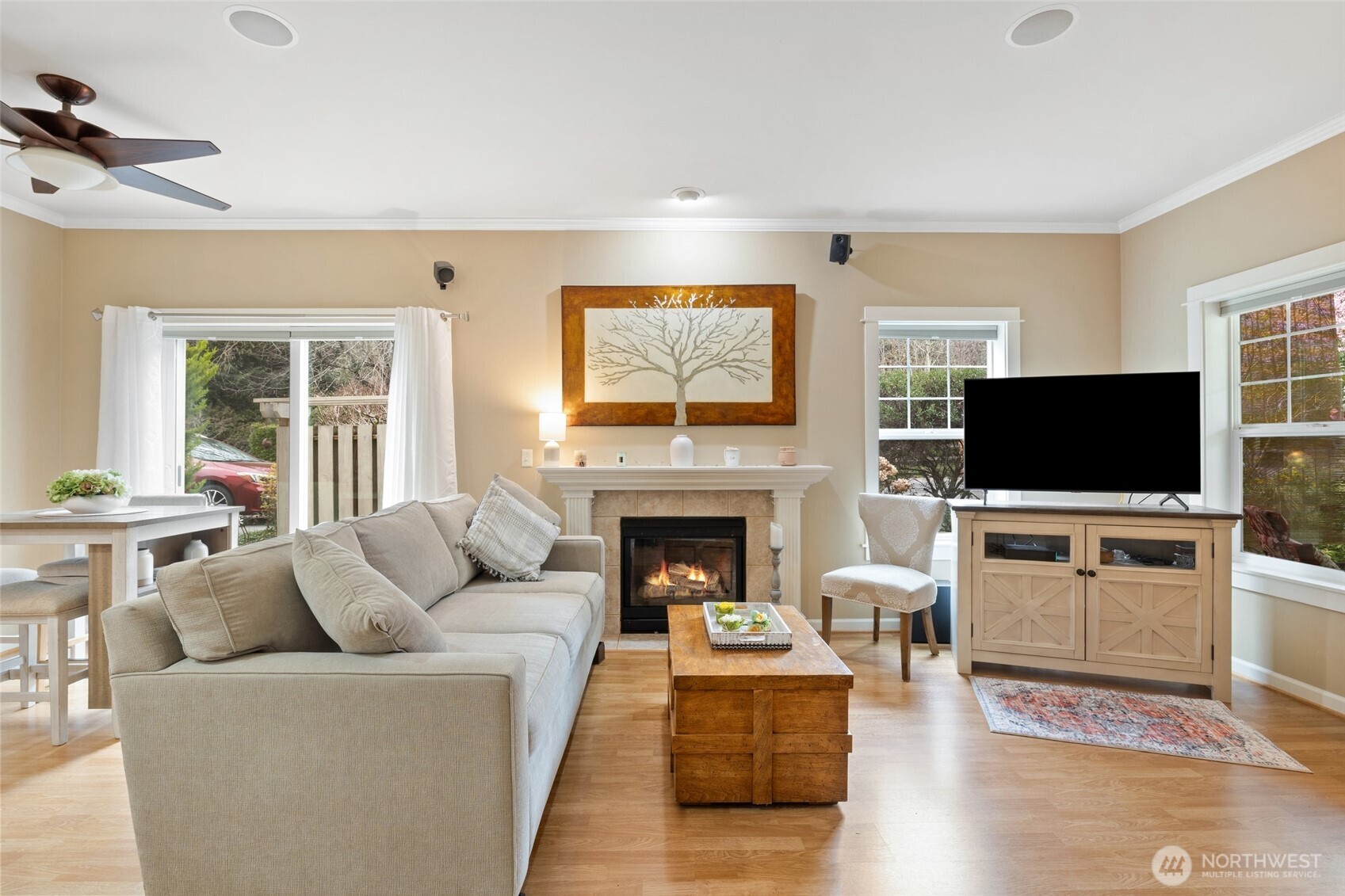 10701 NE Kingston Meadows Circle , Kingston, WA 98346