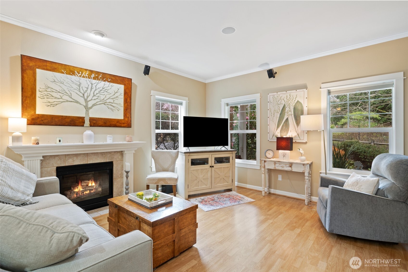 10701 NE Kingston Meadows Circle , Kingston, WA 98346