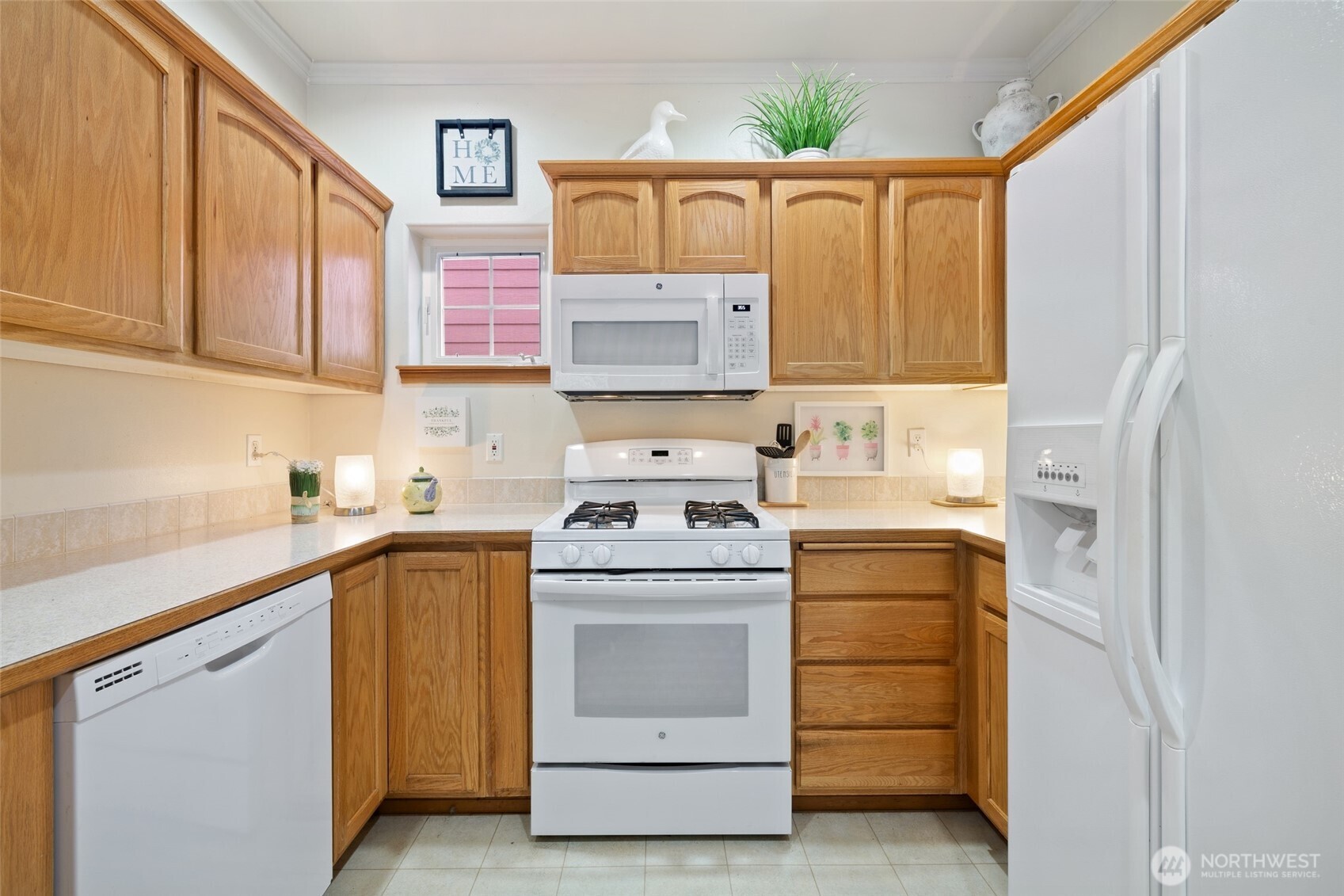 10701 NE Kingston Meadows Circle , Kingston, WA 98346