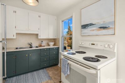 7924 13th Avenue SW, Seattle, WA 98106 - Photo 8