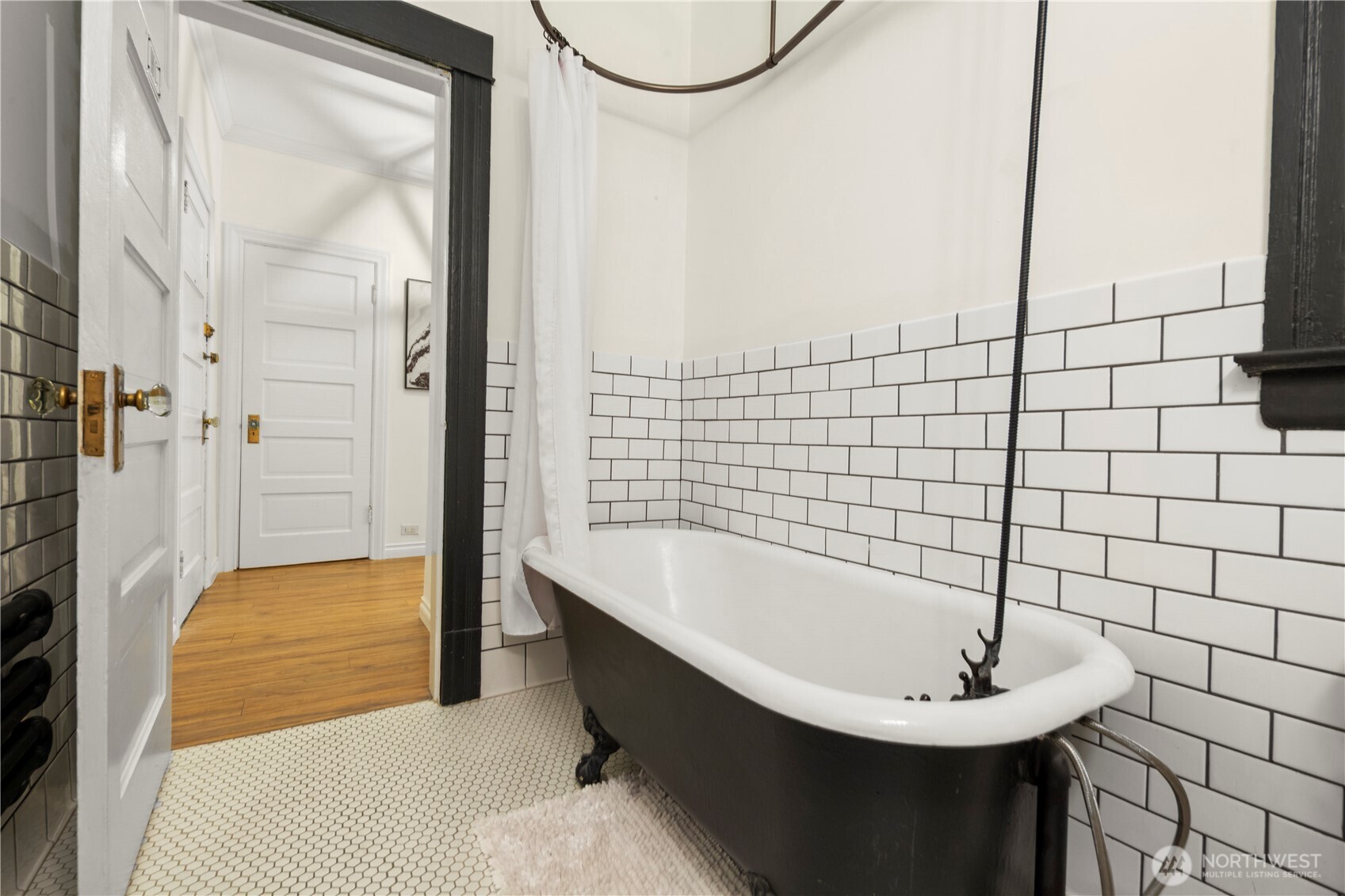 1726 15th Avenue #14, Seattle, WA 98122