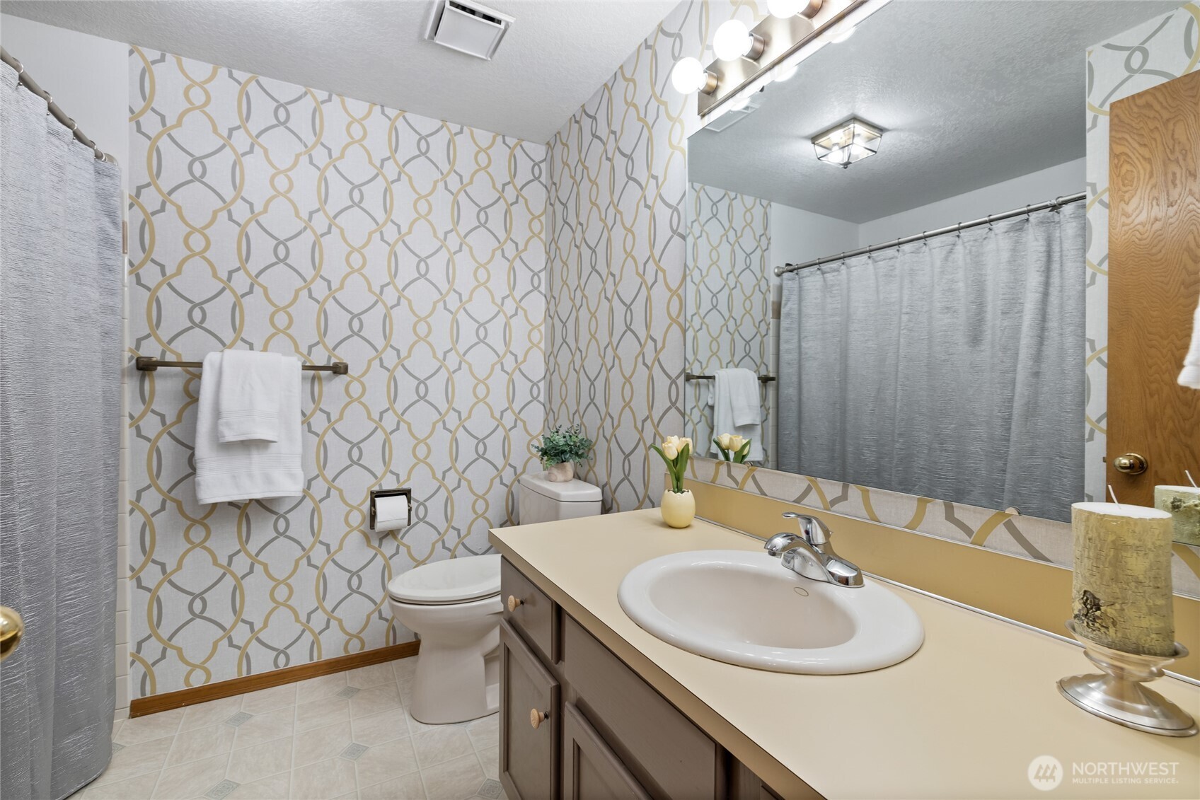 1318 Boise Street , Fircrest, WA 98466