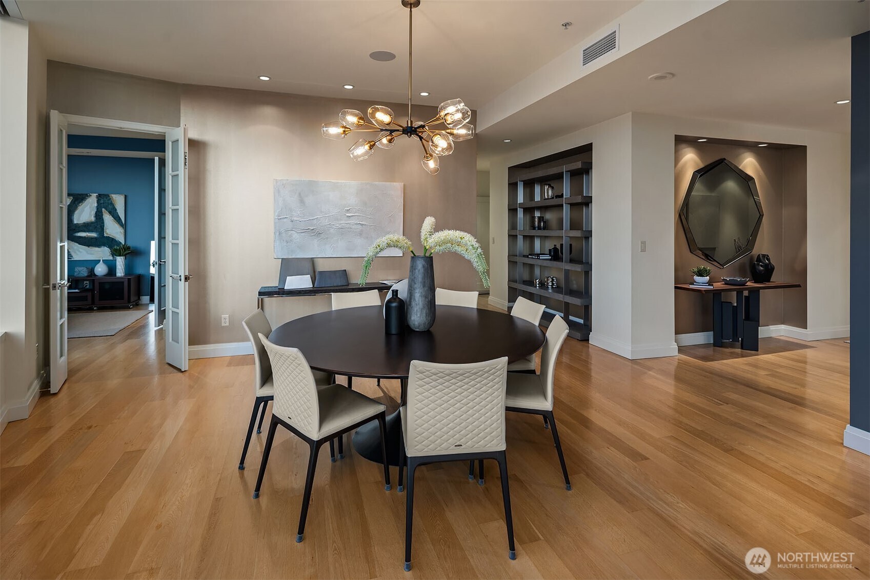 10700 NE 4th Street #4102, Bellevue, WA 98004