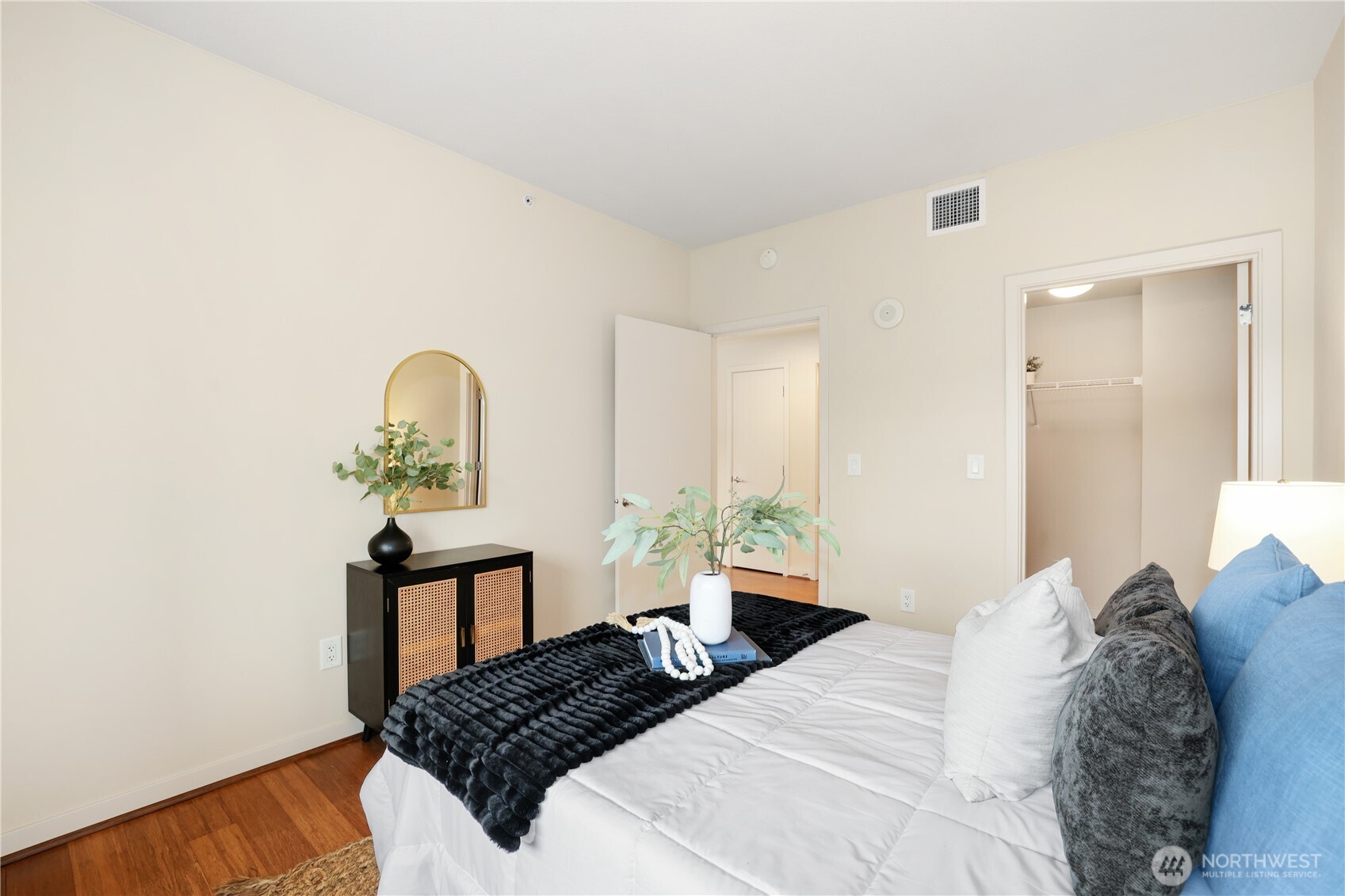 1515 Dock Street #204, Tacoma, WA 98402