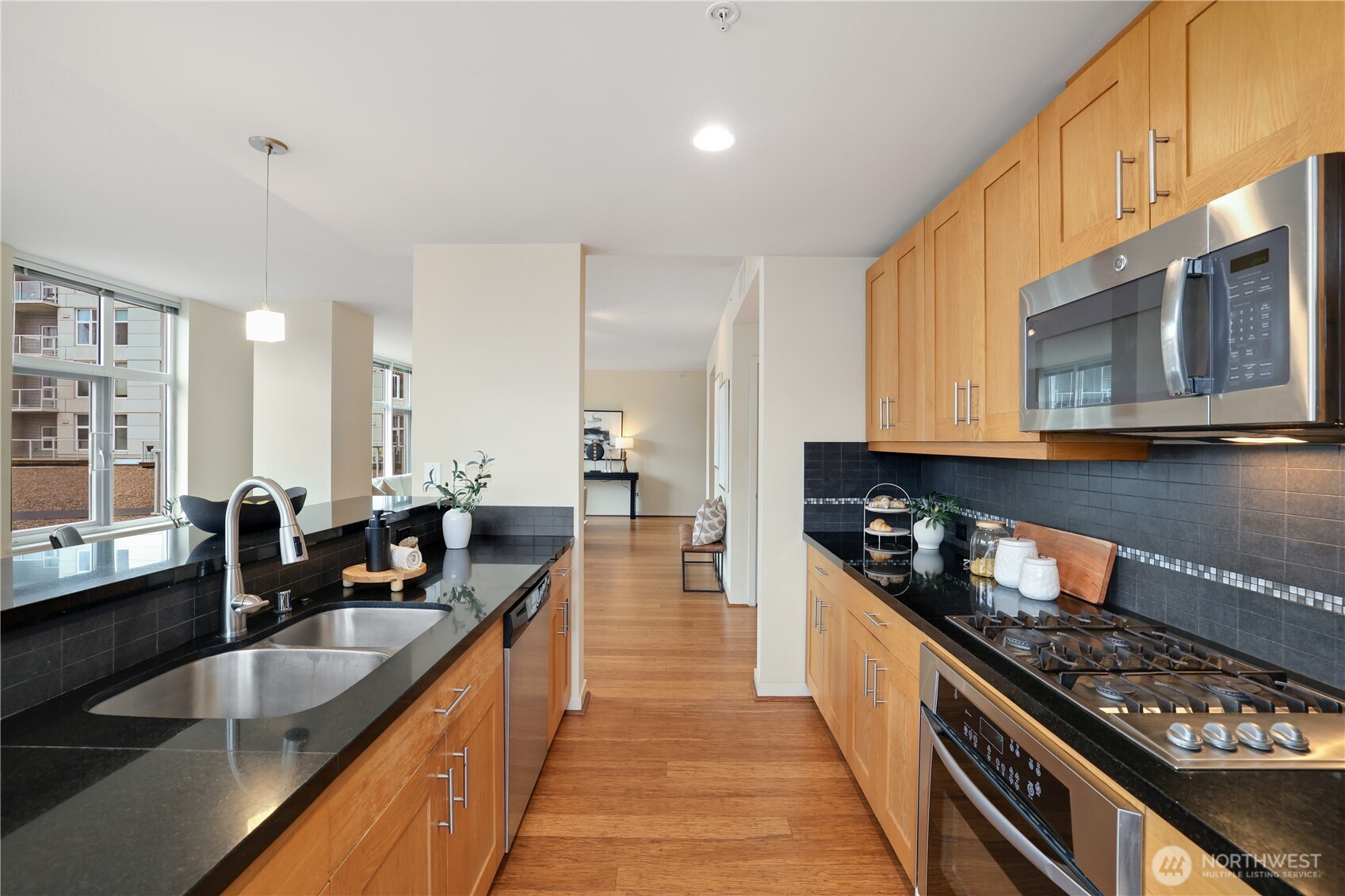 1515 Dock Street #204, Tacoma, WA 98402