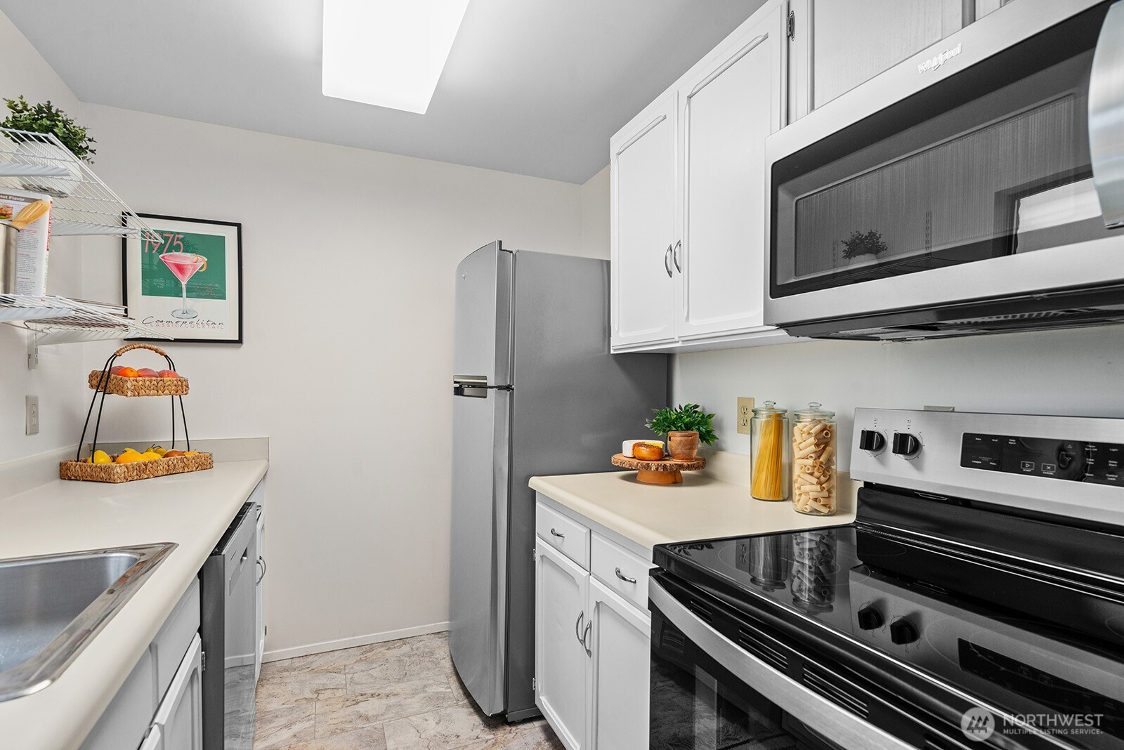 610 Aloha Street #404, Seattle, WA 98109