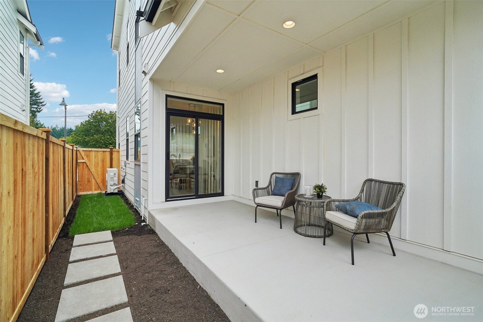 4265 Stossel Avenue , Carnation, WA 98014