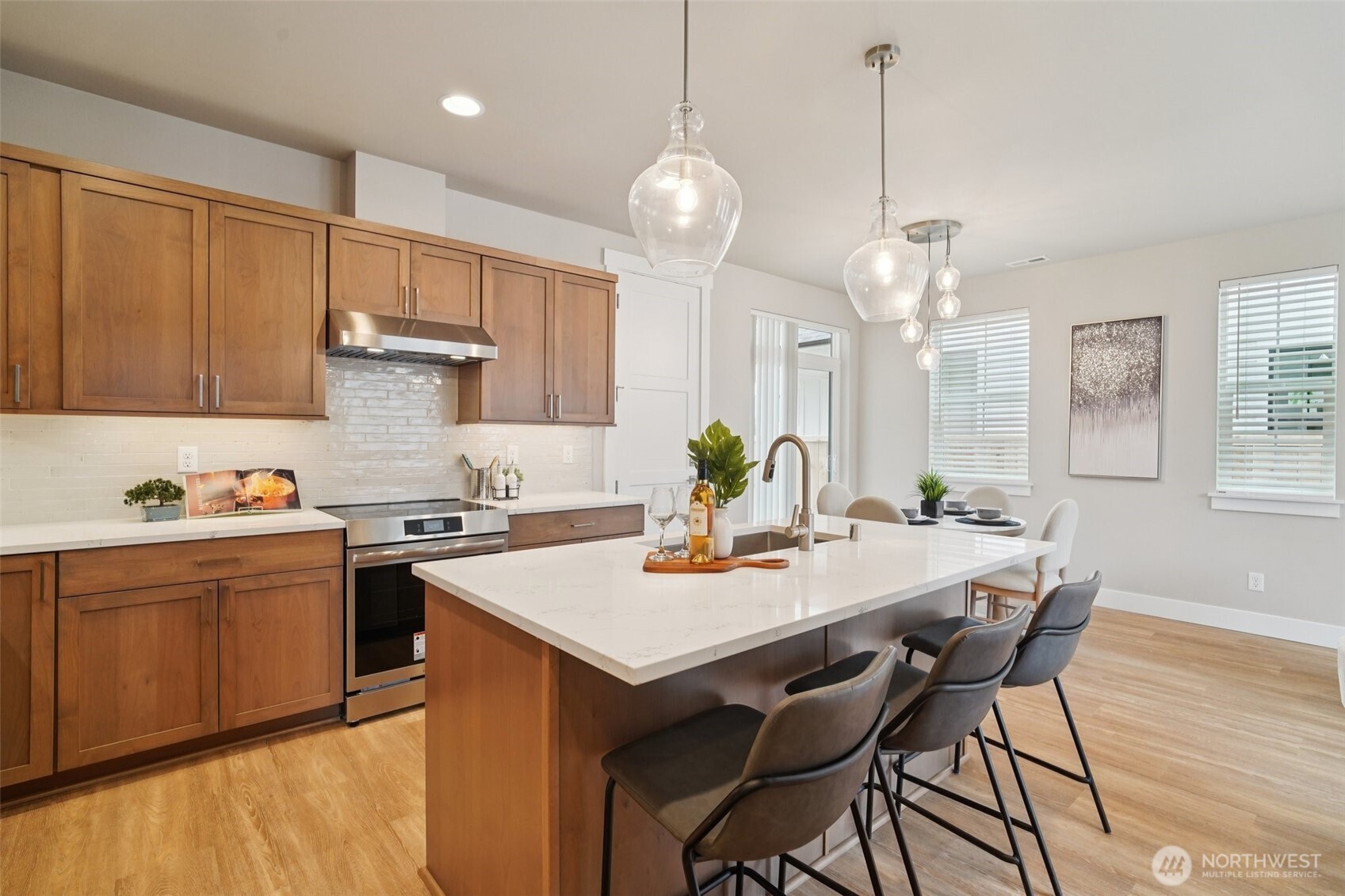 4265 Stossel Avenue , Carnation, WA 98014