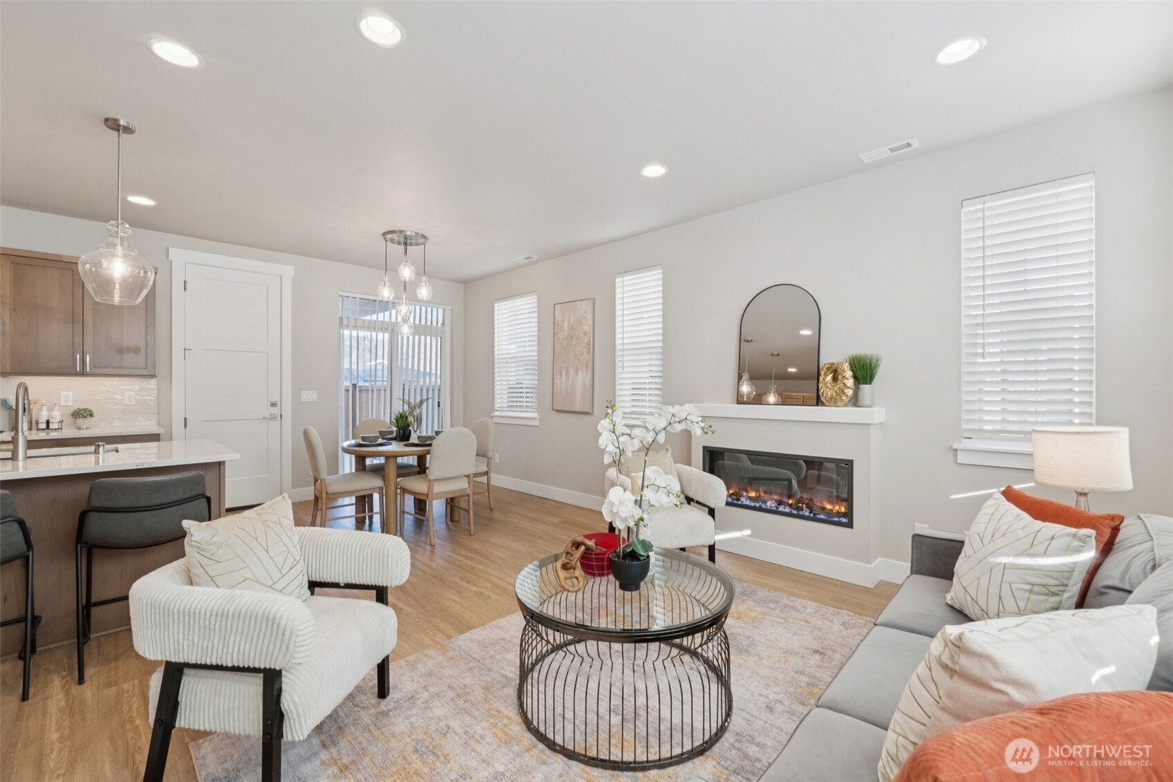 4275 Stossel Avenue , Carnation, WA 98014