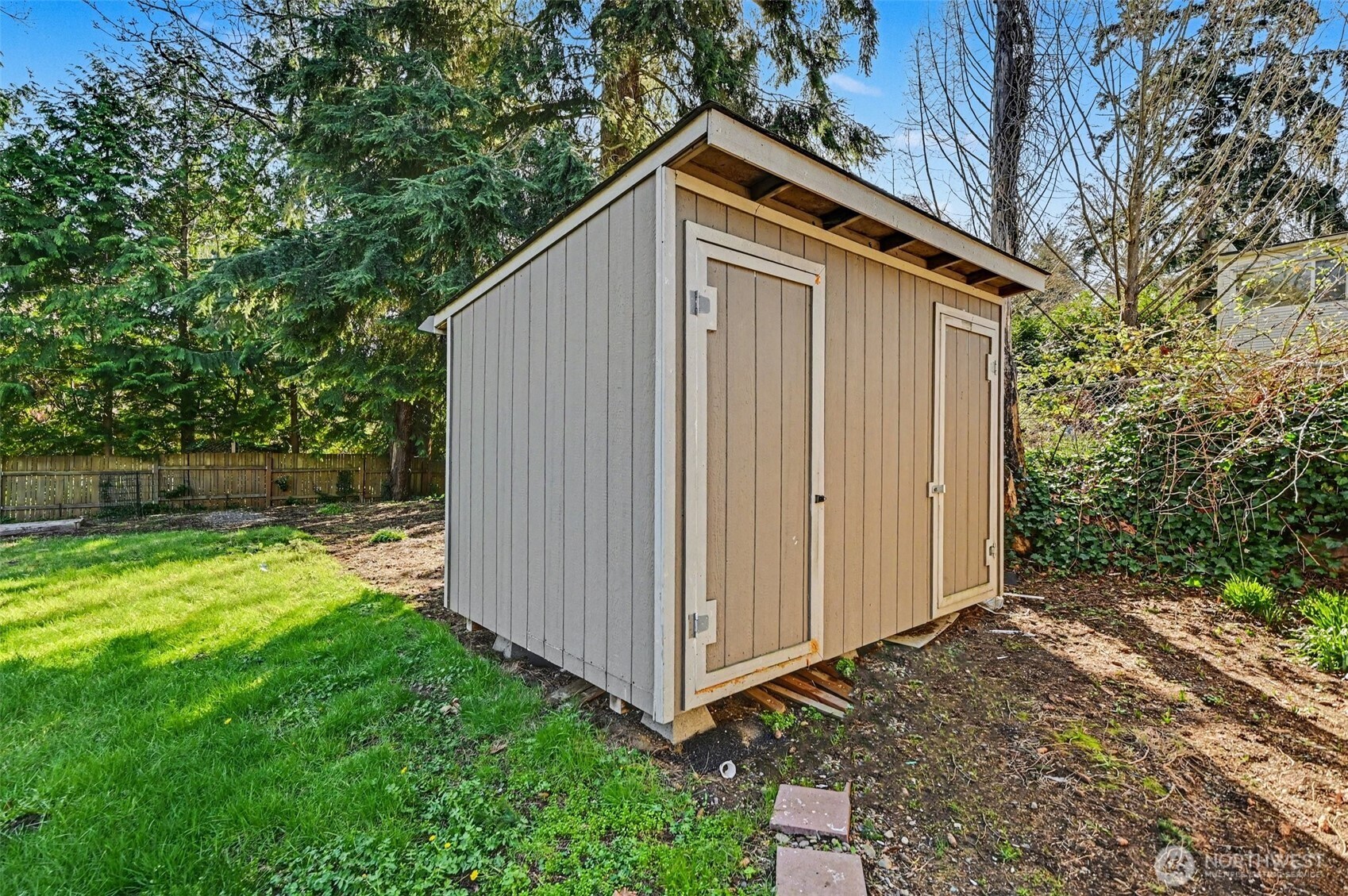 2327 NE 86th Street , Seattle, WA 98115