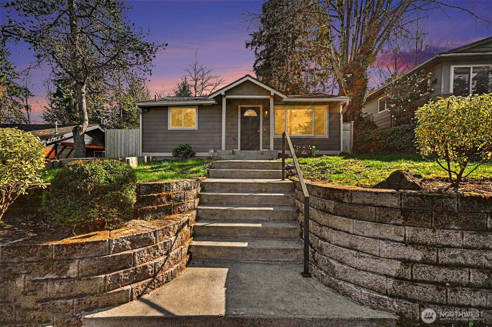 2327 NE 86th Street , Seattle, WA 98115